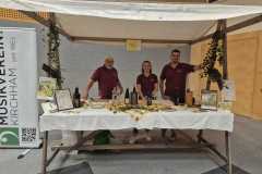 f442d62d-1012-4e9e-b1b2-05e4b7967f01